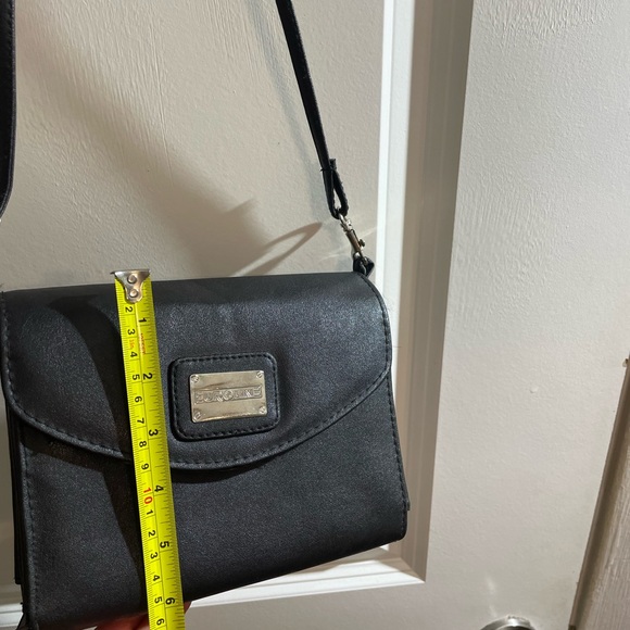 Euroline Crossbody Organizer Wallet - Picture 10 of 14